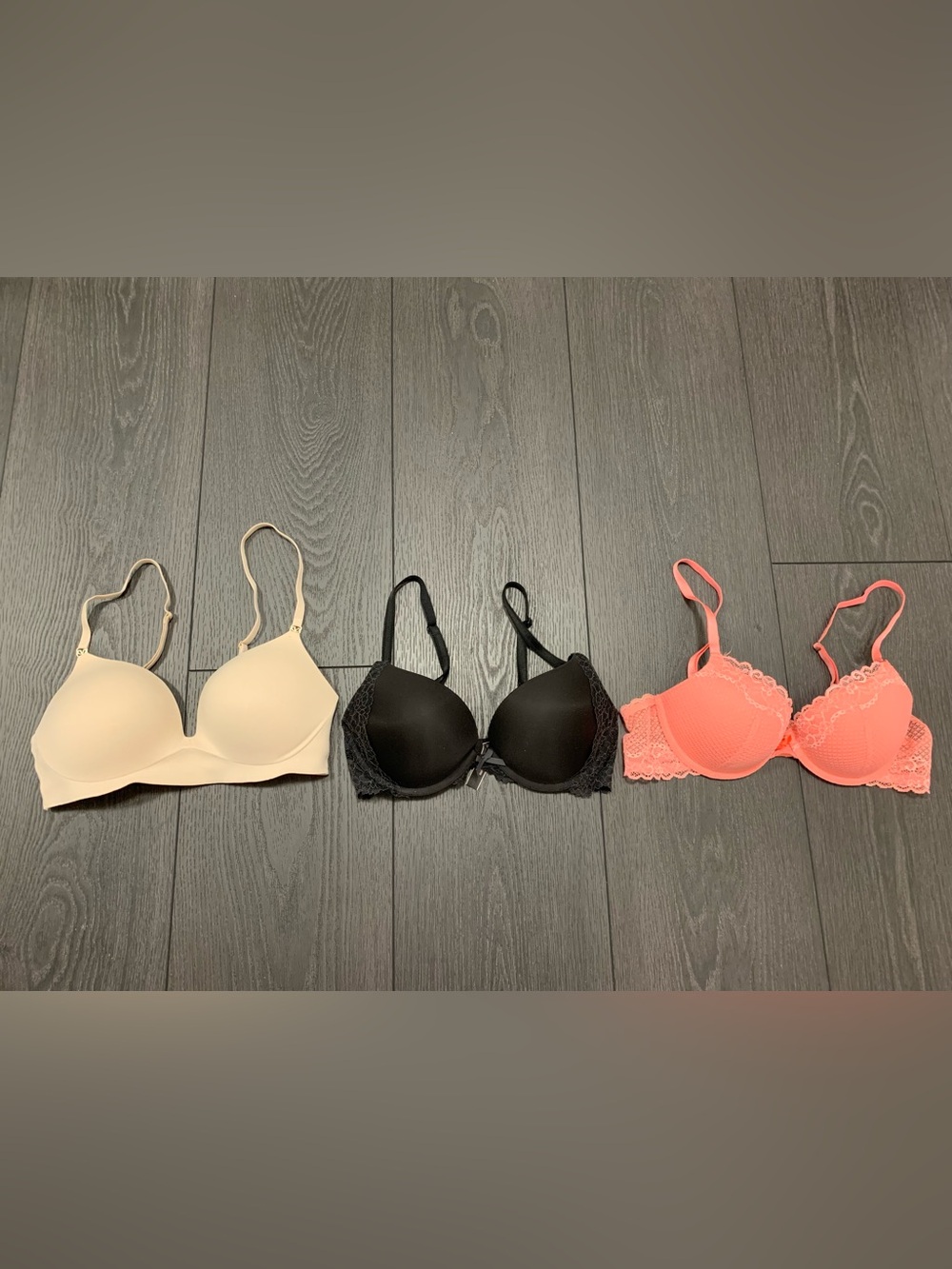 34C/36B Bra lot - Victoria Secret x 2, Aerie x 1